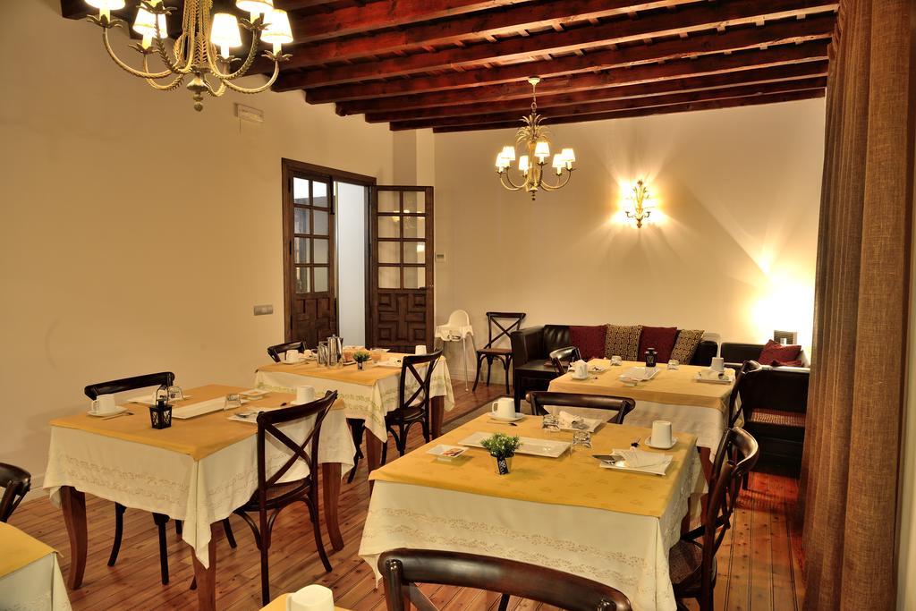 Casa Rural La Botica Oropesa Exteriör bild